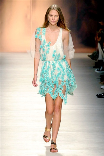 Fotoservizio/SS 2015/WOMEN/BLUMARINE/DP1/37