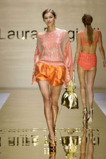 Fotoservizio/SS 2012/WOMEN/LAURA BIAGIOTTI/9