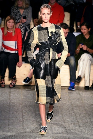 Fotoservizio/SS 2015/WOMEN/SPORTMAX/DP1/0