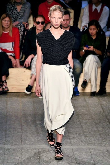 Fotoservizio/SS 2015/WOMEN/SPORTMAX/DP1/28