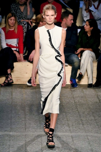 Fotoservizio/SS 2015/WOMEN/SPORTMAX/DP1/32