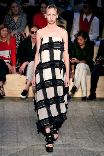 Fotoservizio/SS 2015/WOMEN/SPORTMAX/DP1/33