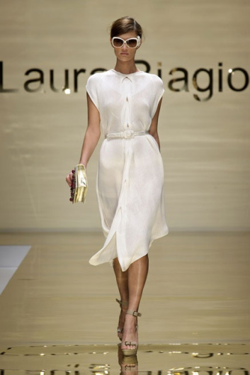 Fotoservizio/SS 2012/WOMEN/LAURA BIAGIOTTI/21