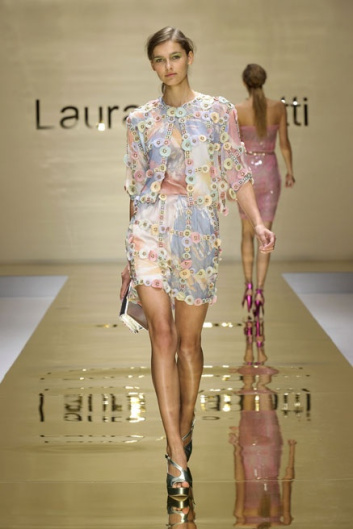 Fotoservizio/SS 2012/WOMEN/LAURA BIAGIOTTI/35
