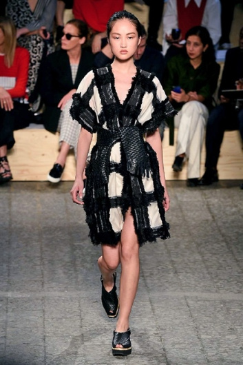 Fotoservizio/SS 2015/WOMEN/SPORTMAX/DP1/38
