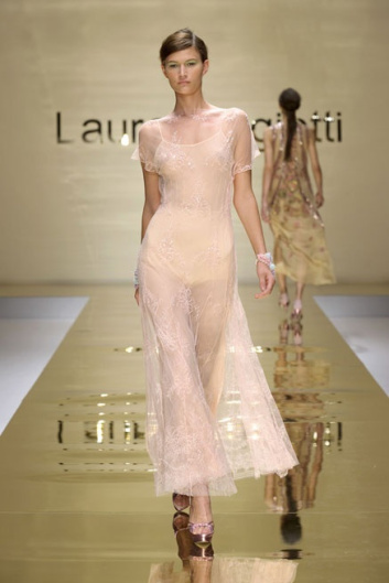 Fotoservizio/SS 2012/WOMEN/LAURA BIAGIOTTI/44