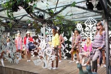 Presentazione S/S 2015 - Peuterey 3