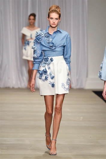 Fotoservizio/SS 2015/WOMEN/ERMANNO SCERVINO/DP1/16
