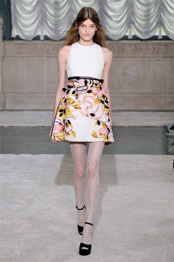 Fotoservizio/SS 2015/WOMEN/GIAMBA/DP1/1
