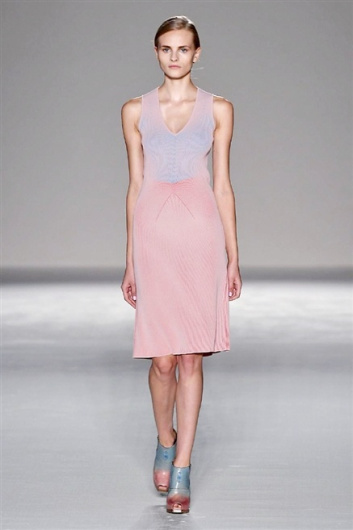 Fotoservizio/SS 2015/WOMEN/MARCO DE VINCENZO/DP1/7
