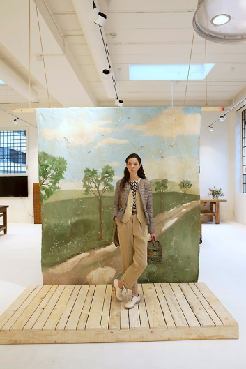 Presentazione S/S 2015 - Woolrich John Rich & Bros 26