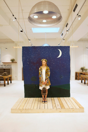 Presentazione S/S 2015 - Woolrich John Rich & Bros 27