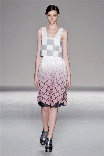 Fotoservizio/SS 2015/WOMEN/MARCO DE VINCENZO/DP1/13