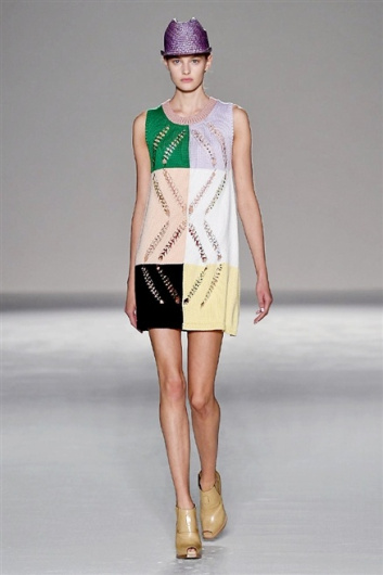 Fotoservizio/SS 2015/WOMEN/MARCO DE VINCENZO/DP1/29