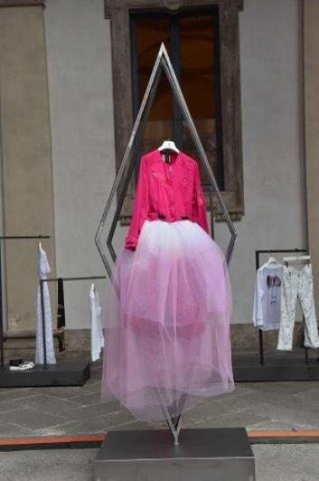 Presentazione S/S 2015 - Dondup 10