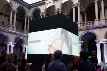 Presentazione S/S 2015 - Dondup 24