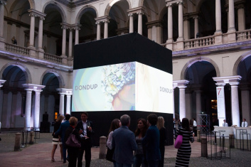 Presentazione S/S 2015 - Dondup 26
