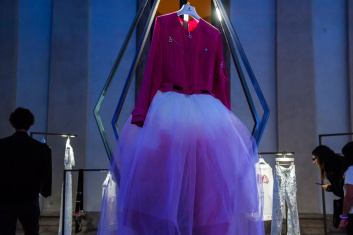 Presentazione S/S 2015 - Dondup 98