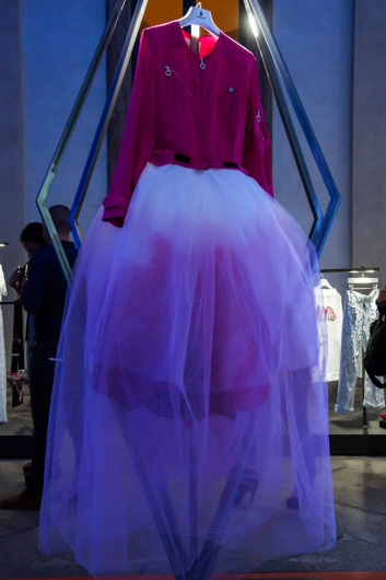 Presentazione S/S 2015 - Dondup 99
