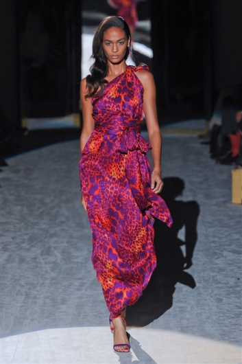 Fotoservizio/SS 2012/WOMEN/SALVATORE FERRAGAMO/6