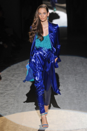 Fotoservizio/SS 2012/WOMEN/SALVATORE FERRAGAMO/31