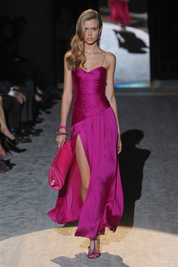 Fotoservizio/SS 2012/WOMEN/SALVATORE FERRAGAMO/26