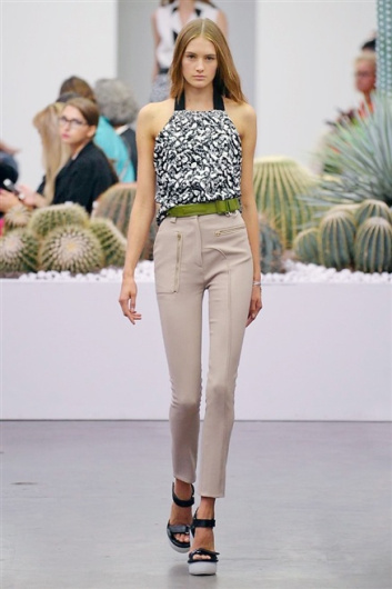 Fotoservizio/SS 2015/WOMEN/ICEBERG/DP1/11