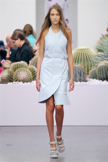 Fotoservizio/SS 2015/WOMEN/ICEBERG/DP1/16