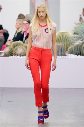 Fotoservizio/SS 2015/WOMEN/ICEBERG/DP1/19