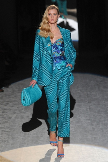 Fotoservizio/SS 2012/WOMEN/SALVATORE FERRAGAMO/29