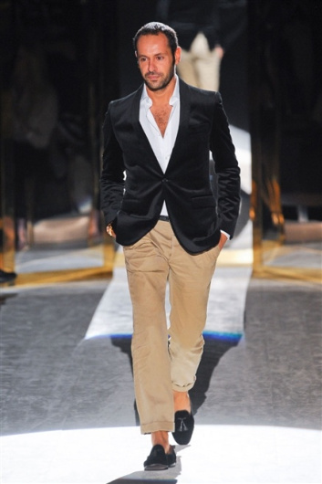 Fotoservizio/SS 2012/WOMEN/SALVATORE FERRAGAMO/42