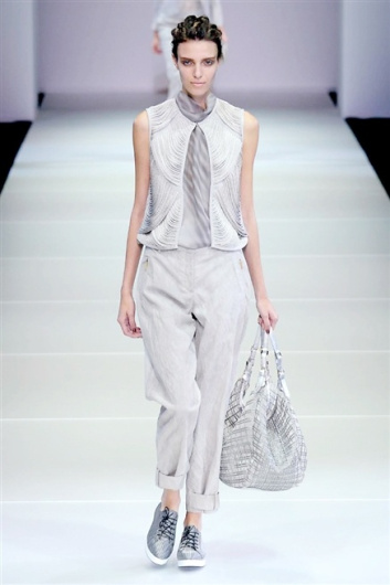 Fotoservizio/SS 2015/WOMEN/GIORGIO ARMANI/DP1/13