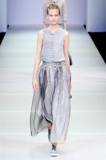 Fotoservizio/SS 2015/WOMEN/GIORGIO ARMANI/DP1/22