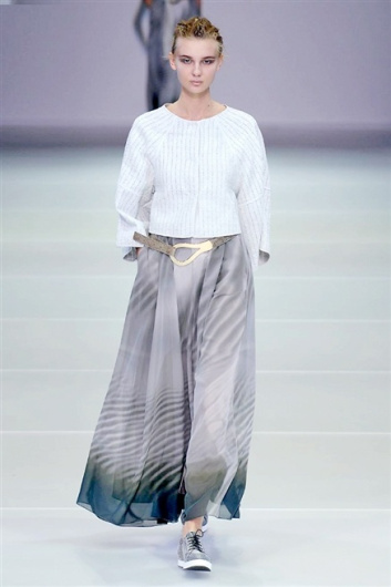 Fotoservizio/SS 2015/WOMEN/GIORGIO ARMANI/DP1/24