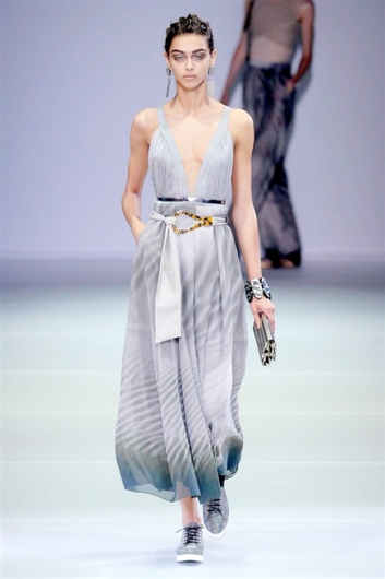 Fotoservizio/SS 2015/WOMEN/GIORGIO ARMANI/DP1/25