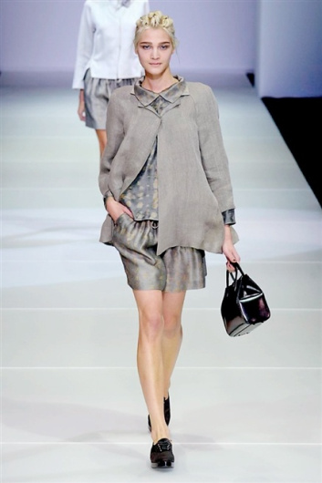 Fotoservizio/SS 2015/WOMEN/GIORGIO ARMANI/DP1/31