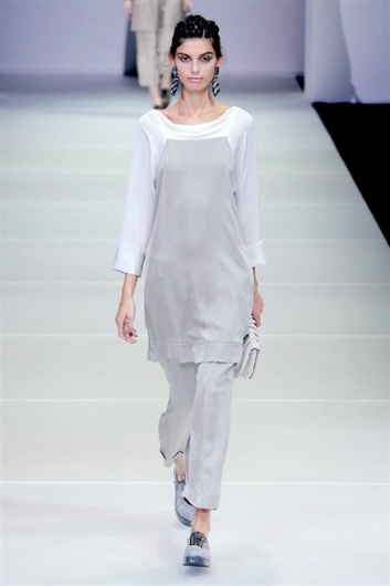 Fotoservizio/SS 2015/WOMEN/GIORGIO ARMANI/DP1/35