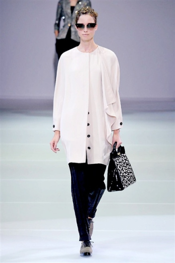 Fotoservizio/SS 2015/WOMEN/GIORGIO ARMANI/DP1/39