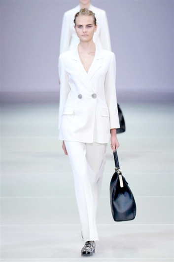 Fotoservizio/SS 2015/WOMEN/GIORGIO ARMANI/DP1/53