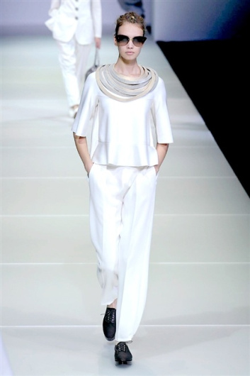 Fotoservizio/SS 2015/WOMEN/GIORGIO ARMANI/DP1/59
