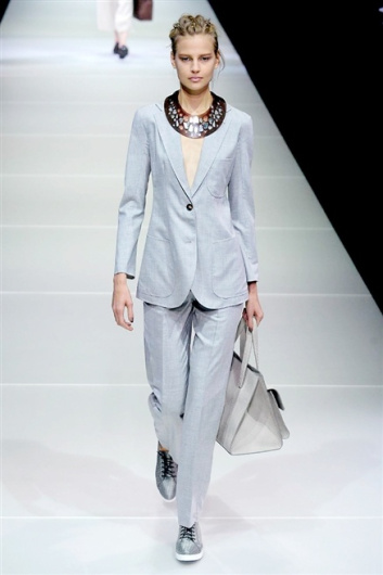 Fotoservizio/SS 2015/WOMEN/GIORGIO ARMANI/DP1/64
