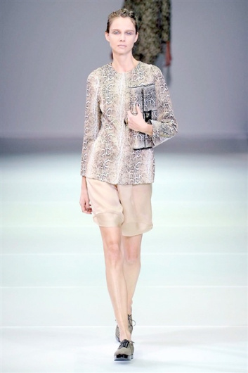 Fotoservizio/SS 2015/WOMEN/GIORGIO ARMANI/DP1/1