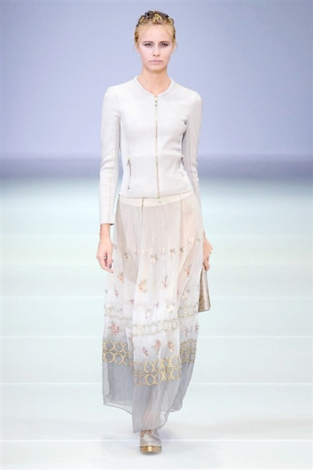 Fotoservizio/SS 2015/WOMEN/GIORGIO ARMANI/DP1/4