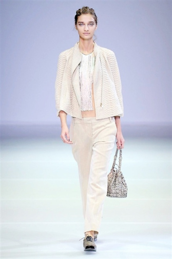 Fotoservizio/SS 2015/WOMEN/GIORGIO ARMANI/DP1/5