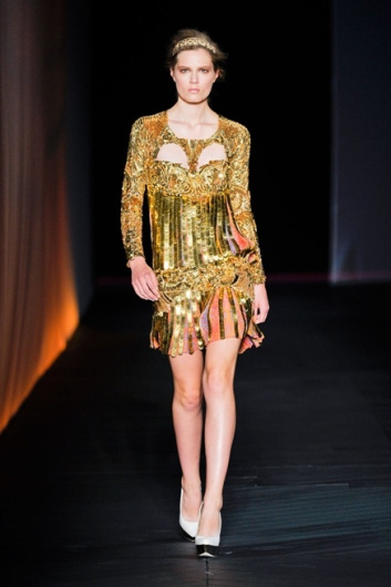 Fotoservizio/SS 2012/WOMEN/ROBERTO CAVALLI/2