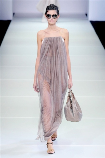 Fotoservizio/SS 2015/WOMEN/GIORGIO ARMANI/DP1/70