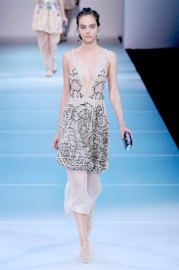 Fotoservizio/SS 2015/WOMEN/GIORGIO ARMANI/DP1/78