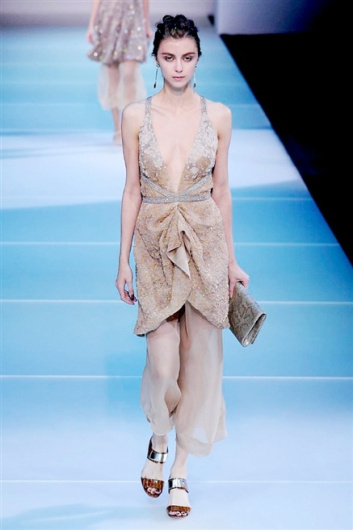 Fotoservizio/SS 2015/WOMEN/GIORGIO ARMANI/DP1/83