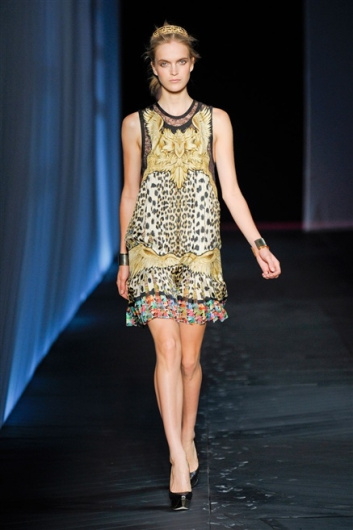 Fotoservizio/SS 2012/WOMEN/ROBERTO CAVALLI/15