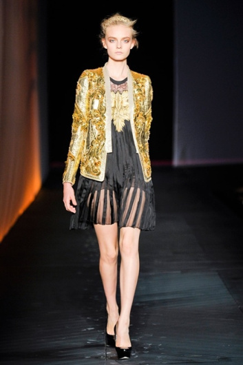 Fotoservizio/SS 2012/WOMEN/ROBERTO CAVALLI/23